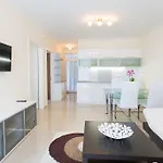 Apartman Riva 아파트 *